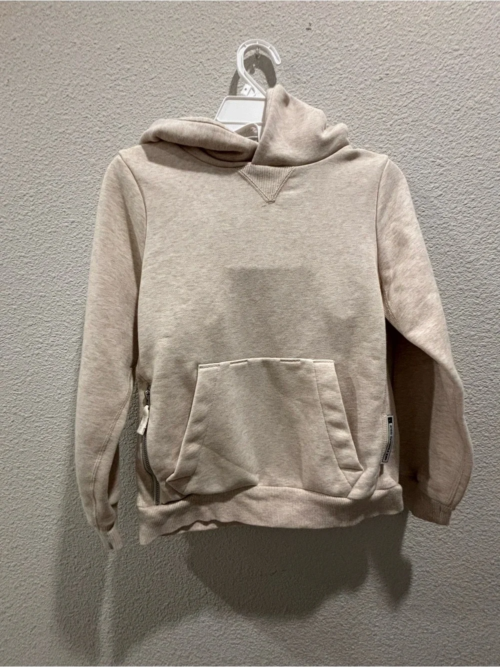 Nike Kids Crewneck Hoodie in Light Taupe